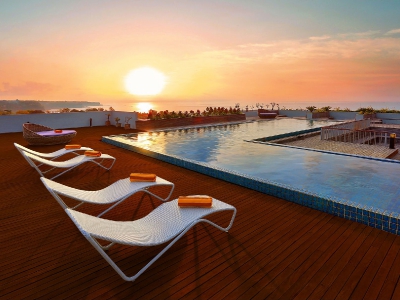 Rooftop_compressed